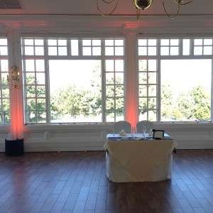 Uplit columns as part of the lighting package